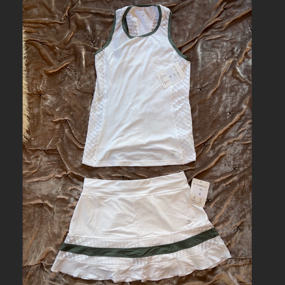 Sofibella Athletic Top & Skirt Set NWT
